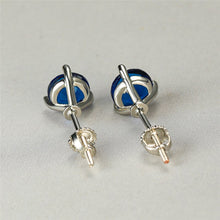 Load image into Gallery viewer, 642 Junxin Cute Female 925 Sterling Silver Blue Cz Three-Prong Martini Stud Earrings
