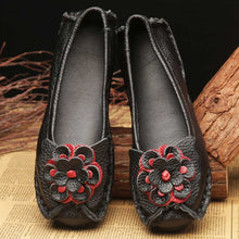 Load image into Gallery viewer, 1388 Women&#39;s Round Toe Genuine Leather Flower Shoes