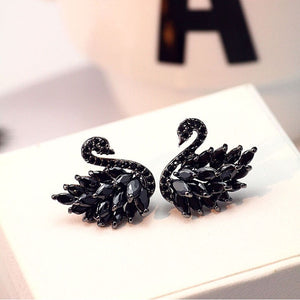 452 Exquisite High Quality Crystal Black Swan Vintage Style Stud Earrings