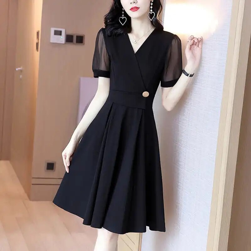 689 Lanjing Women's Black Short Sleeve Slim A-line French Little Black Dress Plus
