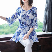 Load image into Gallery viewer, 930 RibbonFish Women&#39;s Style Chiffon Short Sleeve O-Neck Floral Loose Top Plus