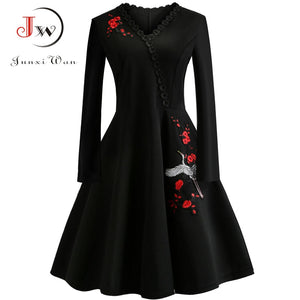 1145 Women's Embroidery Vintage Style Long Sleeve Floral Christmas Dress Plus