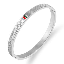 Load image into Gallery viewer, 1132 Women&#39;s 6mm or 8mm Stainless Steel Green Red Cuff Bracelets &amp; Bangles
