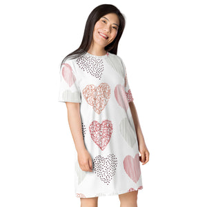 1586 Isabella Saks Branded Hearts Print T-shirt dress