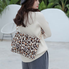Load image into Gallery viewer, 405 DKQWAIT Women&#39;s Faux Fur Animal Print Leopard Crossbody Handbag