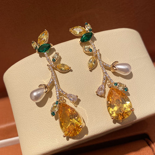1322 Women's Trendy Copper White Pearl CZ Yellow Dangling Earring