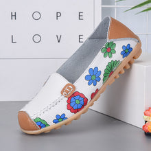 Load image into Gallery viewer, 1340 Women&#39;s Flower Printed Flat Slip-on Walking Shoes Plus